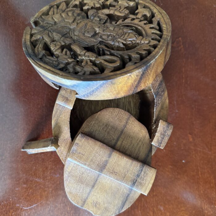 Paslapciu dez 3 Paslapciu dez 3