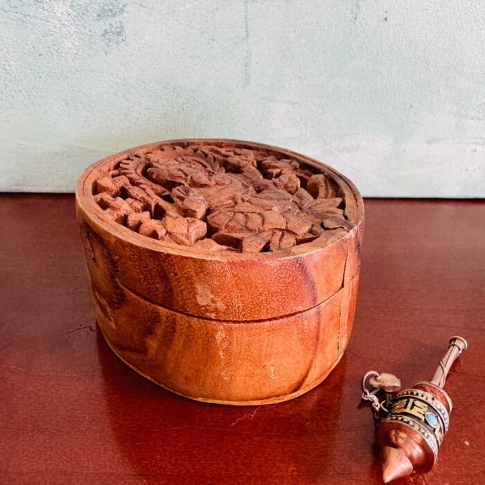 Paslapciu dez 5 Paslapciu dez 5