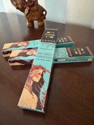 Palo Santo ir Bosvelijų Auksinės Smilkalų Lazdelės