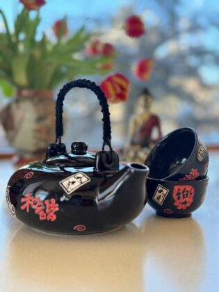 Japonų arbatinukas su puodeliais